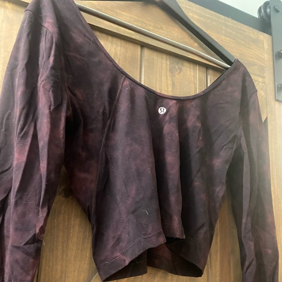 Lululemon cropped long sleeve - Picture 2 of 6